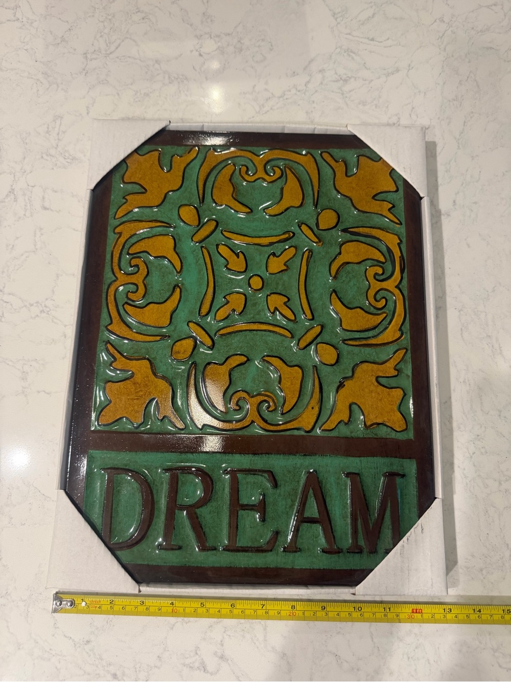 ‘DREAM' Wall Decoration in Green and Gold